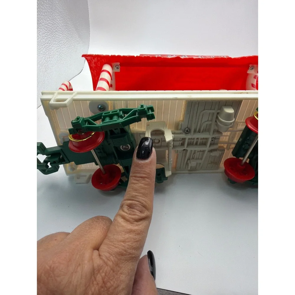 New Bright Holiday Express Christmas Elf Pump Car G Scale Animated Train Car